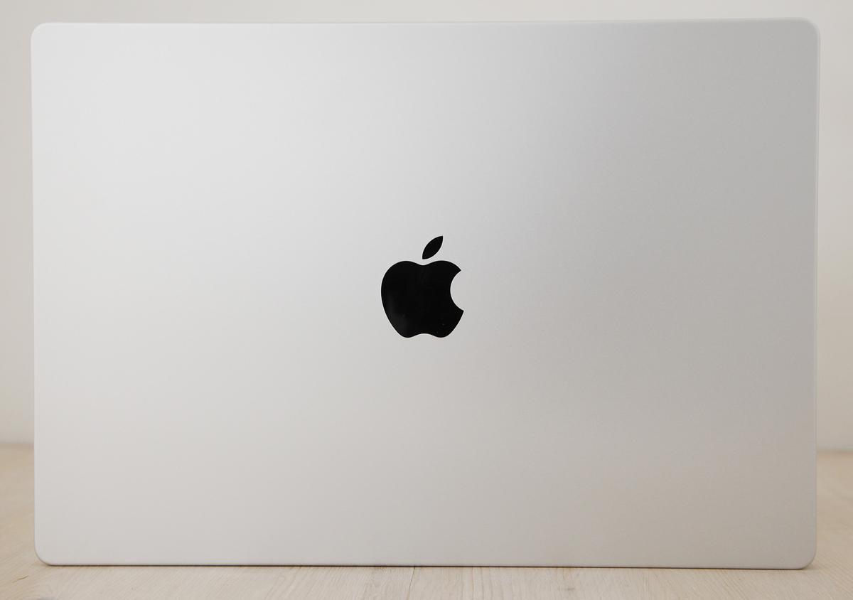 MacBook Pro 16" (10 πυρήνες) 3.2Ghz M1 PRO (2021 / Liquid Retina XDR / 16 GPU / MBPR543)