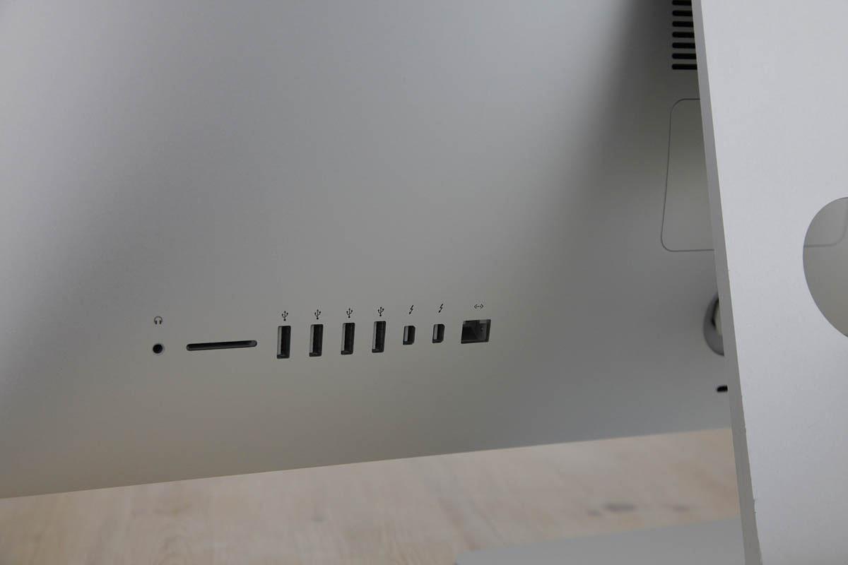 The iMac \"Core i5\" 3.3 27-Inch Aluminum (Mid-2015/Retina 5K) features a 22 nm \"Haswell\" *Quad Core* 3.3 GHz Intel \"Core i5\" (4590) processor with *four* independent processor cores on a single chip, a 6 MB shared level 3 cache, 16GB of 1600 MHz DDR3L SDRAM (PC3-12800) installed in pairs (two 4 GB modules), a 2 Tbytes 7200 RPM hard drive, and a AMD Radeon R9 M290 graphics processor with 2 GB of dedicated GDDR5 memory. It also has a built-in \"FaceTime HD\" webcam and stereo speakers. This model has a 27\" *5120x2880* LED-backlit 16:9 widescreen IPS display that Apple has dubbed \"Retina 5K\". The rear of the case is aluminum and is thicker in the middle and tapers to a razor thin 5 mm at the edges.  
Connectivity includes four USB 3.0 ports, dual Thunderbolt 2 ports, Gigabit Ethernet, 802.11ac Wi-Fi (802.11a/b/g/n backwards compatible), and Bluetooth 4.0.