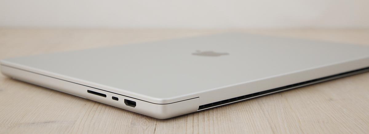 MacBook Pro 16" (10 πυρήνες) 3.2Ghz M1 PRO (2021 / Liquid Retina XDR / 16 GPU / MBPR543)
