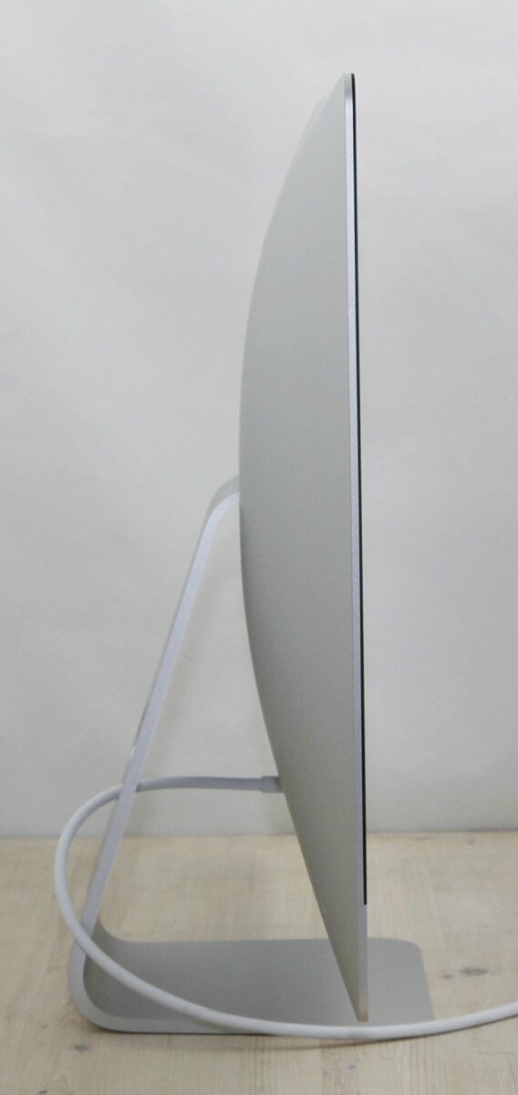 Apple iMac 27-Inch Core i5 (4 cores) 3.2Ghz (5K Retina / Late 2015) Good condition