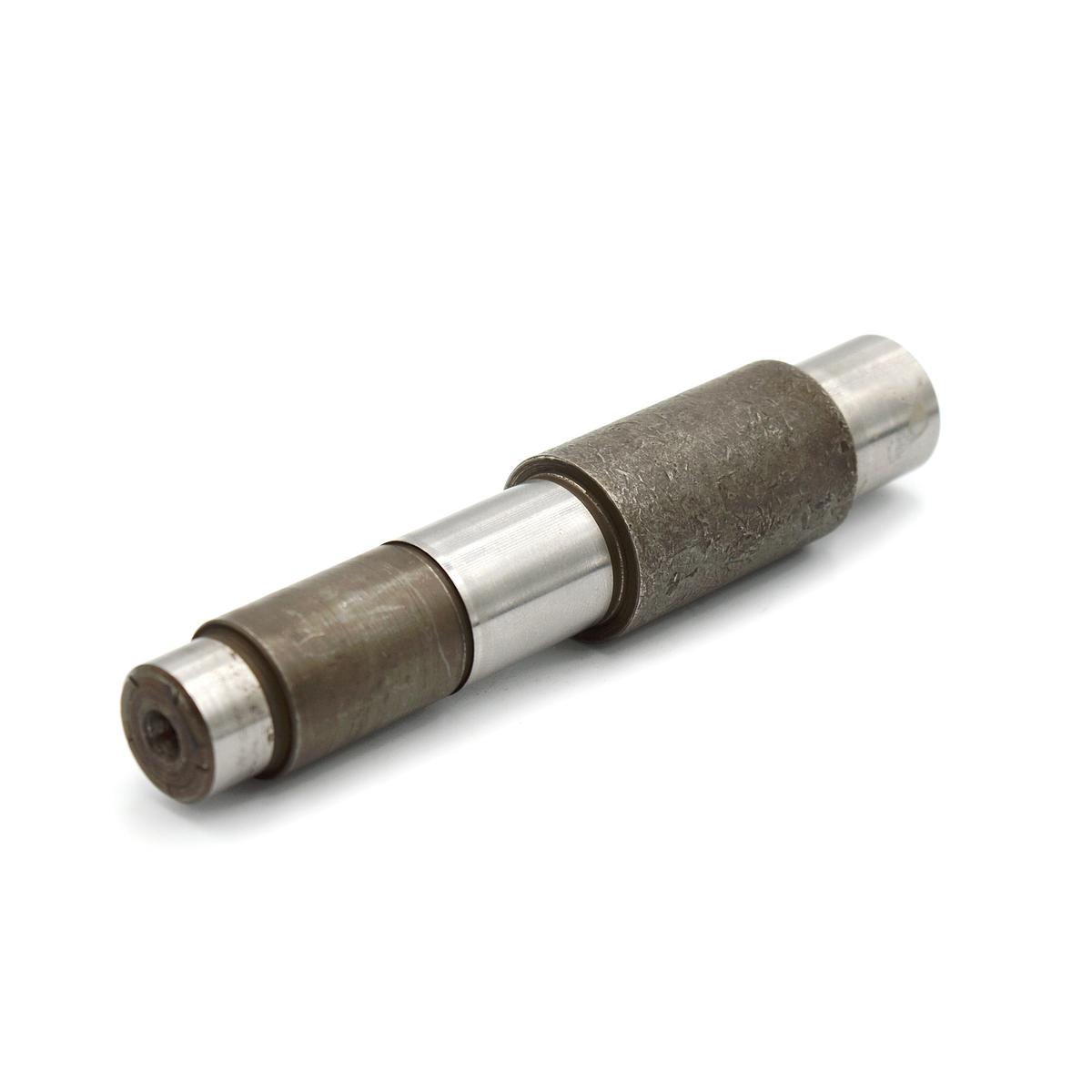 Reverse shaft Kubota 66631-14610. Used and new spare parts, imported from Japan in excellent condition. Find genuine - original and aftermarket spare parts for all Kubota tractors at affordable prices.