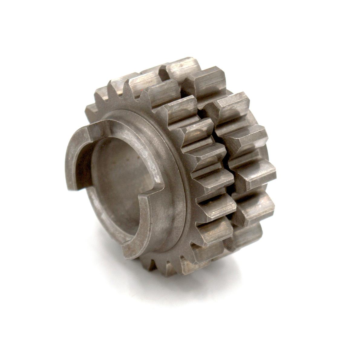 Γρανάζι 15-21 δόντια Kubota 67955-14640. Ανταλλακτικά μεταχειρισμένα και καινούρια, εισαγόμενα από την Ιαπωνία σε άριστη κατάσταση. Βρείτε γνήσια - original και ιμιτασιόν - aftermarket ανταλλακτικά για όλα τα Kubota σε προσιτές τιμές.