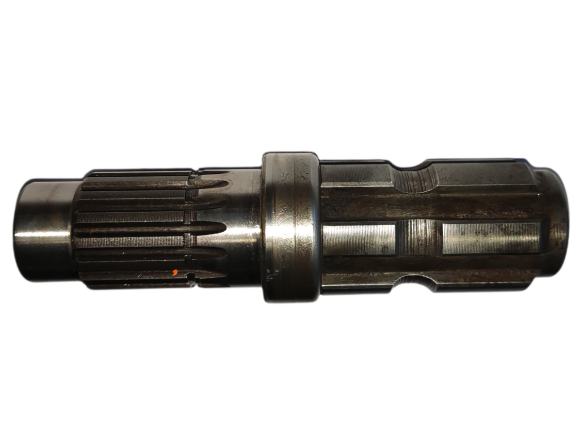 Άξονας P.T.O. Yanmar: 194940-26310. Ανταλλακτικά μεταχειρισμένα και καινούρια, εισαγόμενα από την Ιαπωνία σε άριστη κατάσταση. Βρείτε γνήσια - original και ιμιτασιόν - aftermarket ανταλλακτικά για όλα τα Yanmar σε προσιτές τιμές.