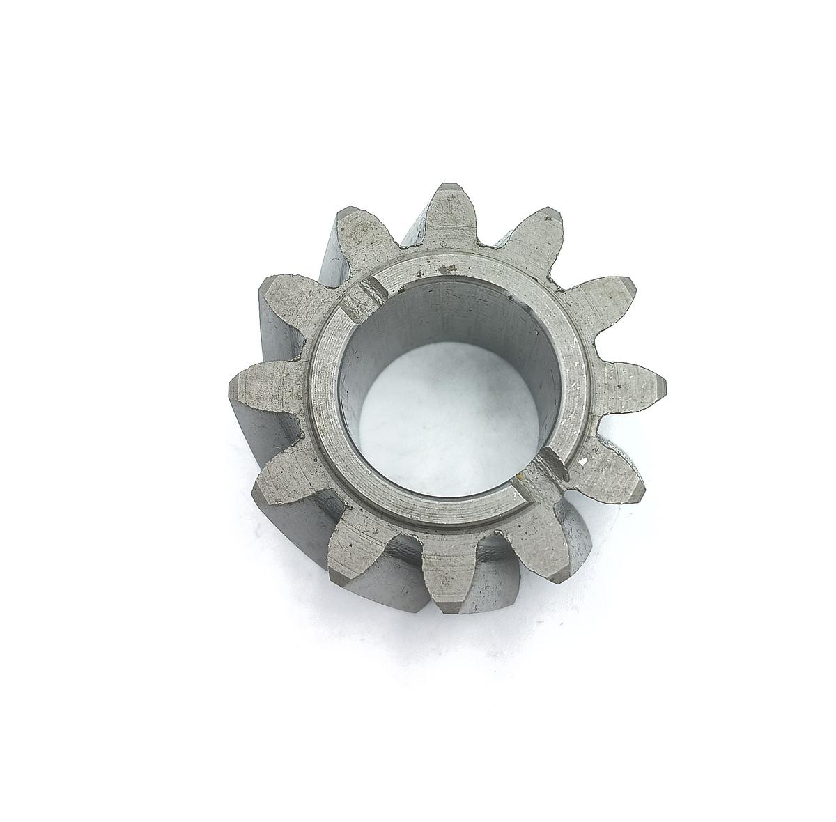 Gear PTO 12 Teeth Iseki 37560-88940. Used and new spare parts, imported from Japan in excellent condition. Find genuine - original and aftermarket spare parts for all Kubota tractors at affordable prices.