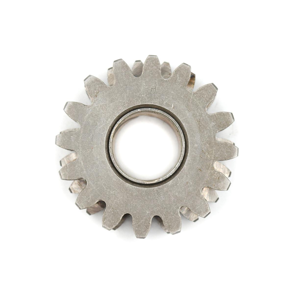 Γρανάζι 19-16 δόντια Kubota 66621-14622. Ανταλλακτικά μεταχειρισμένα και καινούρια, εισαγόμενα από την Ιαπωνία σε άριστη κατάσταση. Βρείτε γνήσια - original και ιμιτασιόν - aftermarket ανταλλακτικά για όλα τα τρακτέρ Kubota σε προσιτές τιμές.