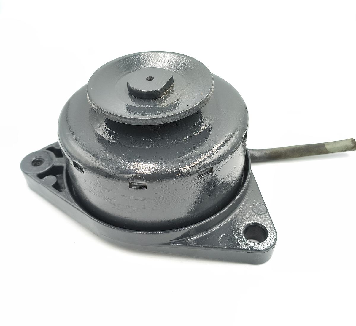 Δυναμό Yanmar 121450-77200. Ανταλλακτικά μεταχειρισμένα και καινούρια, εισαγόμενα από την Ιαπωνία σε άριστη κατάσταση. Βρείτε γνήσια - original και ιμιτασιόν - aftermarket ανταλλακτικά για όλα τα Yanmar σε προσιτές τιμές.