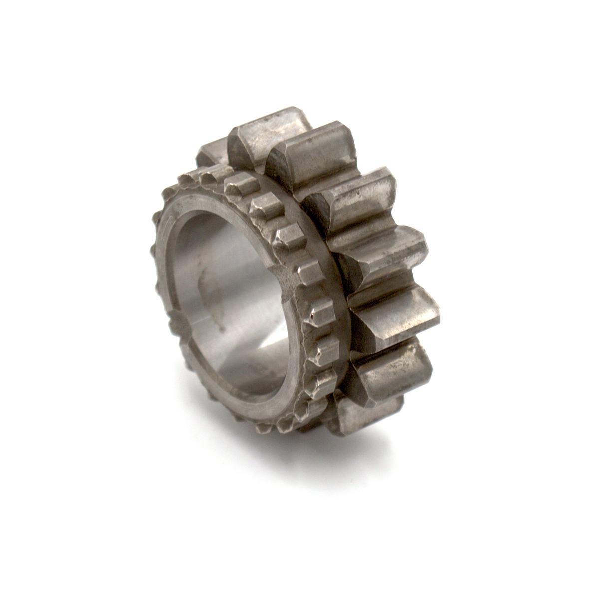 Γρανάζι 13 δόντια Kubota 67950-14540. Ανταλλακτικά μεταχειρισμένα και καινούρια, εισαγόμενα από την Ιαπωνία σε άριστη κατάσταση. Βρείτε γνήσια - original και ιμιτασιόν - aftermarket ανταλλακτικά για όλα τα Kubota σε προσιτές τιμές.