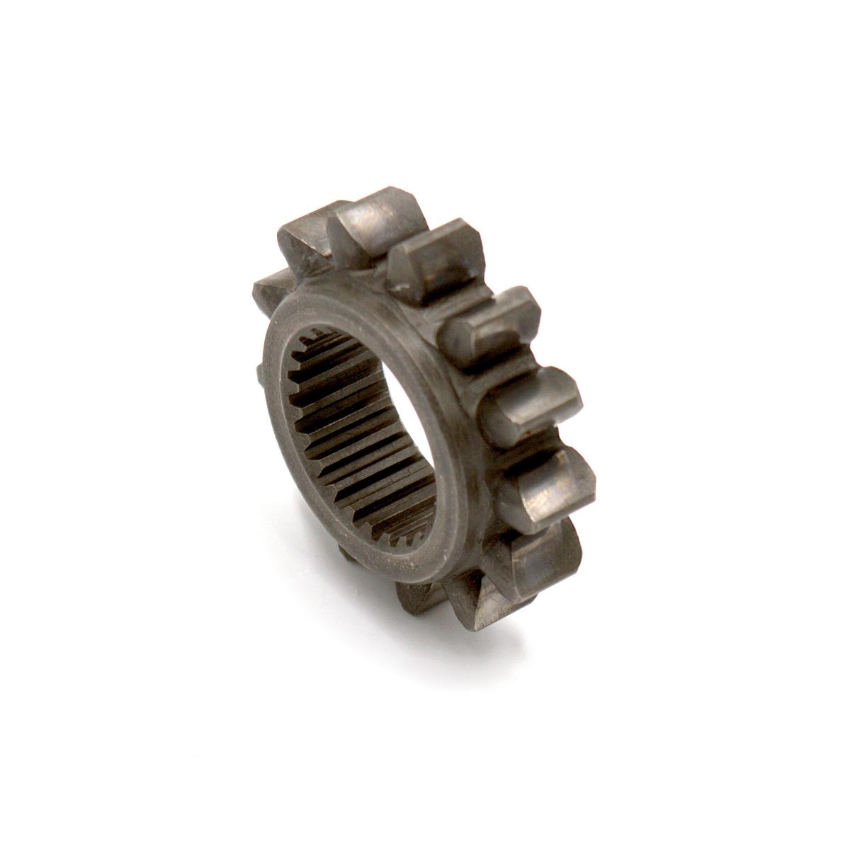 Gear 13T Kubota 67950-14550. Used and new spare parts, imported from Japan in excellent condition. Find genuine - original and aftermarket spare parts for all Kubota tractors at affordable prices.