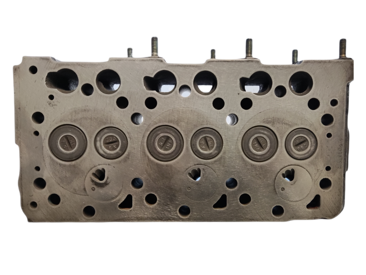 Cylinder head Kubota: 16221-03040. Used and new spare parts, imported from Japan in excellent condition. Find genuine - original and aftermarket spare parts for all Kubota tractors at affordable price.