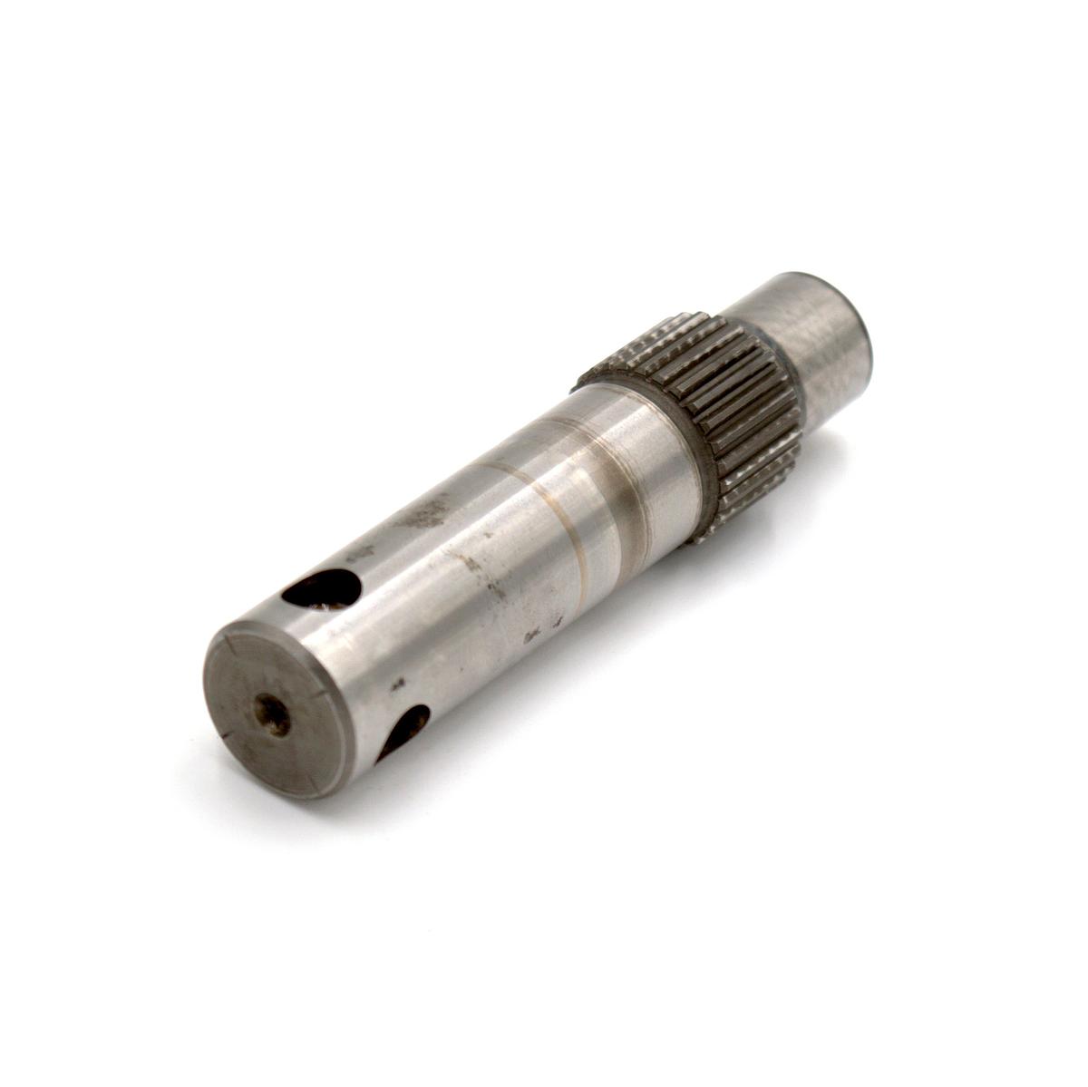 Άξονας FD2 Kubota 67950-13650. Ανταλλακτικά μεταχειρισμένα και καινούρια, εισαγόμενα από την Ιαπωνία σε άριστη κατάσταση. Βρείτε γνήσια - original και ιμιτασιόν - aftermarket ανταλλακτικά για όλα τα Kubota σε προσιτές τιμές.