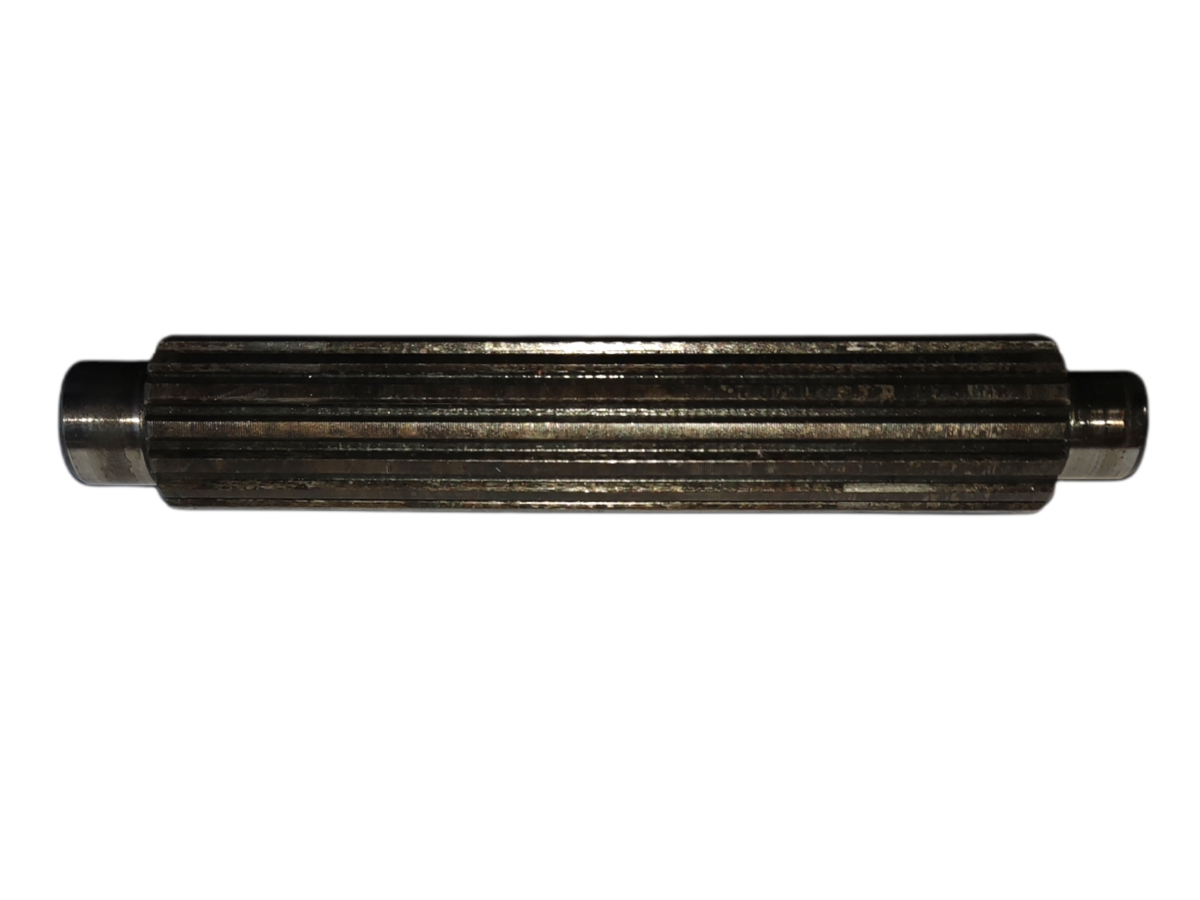 Transmission shaft Yanmar: 194940-25610. Used and new spare parts, imported from Japan in excellent condition. Find genuine - original and aftermarket spare parts for all Yanmar tractors at affordable price.