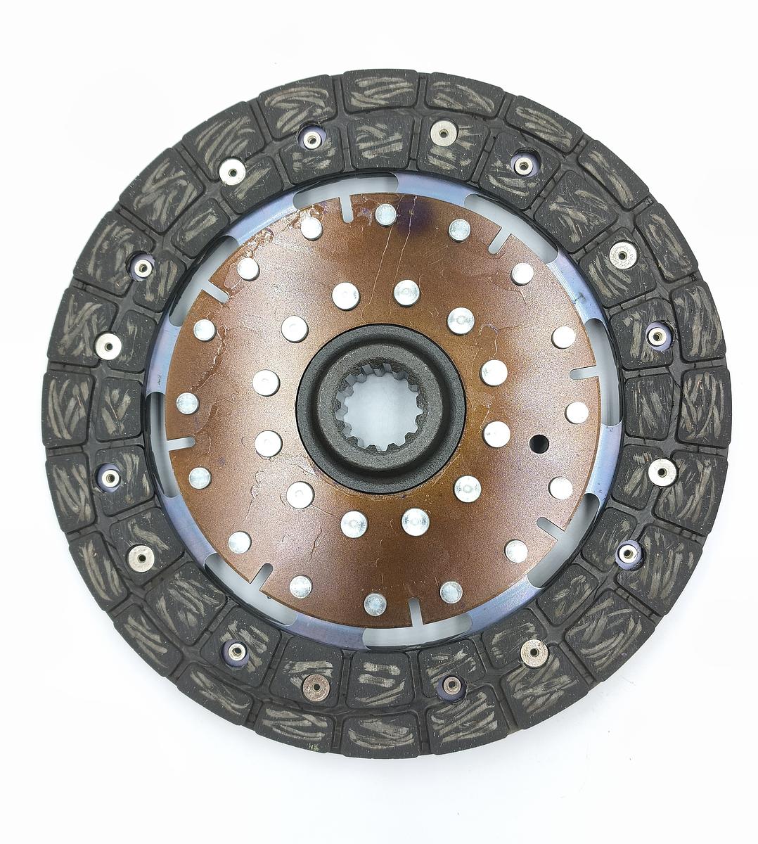 Δίσκος Συμπλέκτη Yanmar 194535-21401 200mm 13T. Ανταλλακτικά μεταχειρισμένα και καινούρια, εισαγόμενα από την Ιαπωνία σε άριστη κατάσταση. Βρείτε γνήσια - original και ιμιτασιόν - aftermarket ανταλλακτικά για όλα τα Kubota σε προσιτές τιμές.