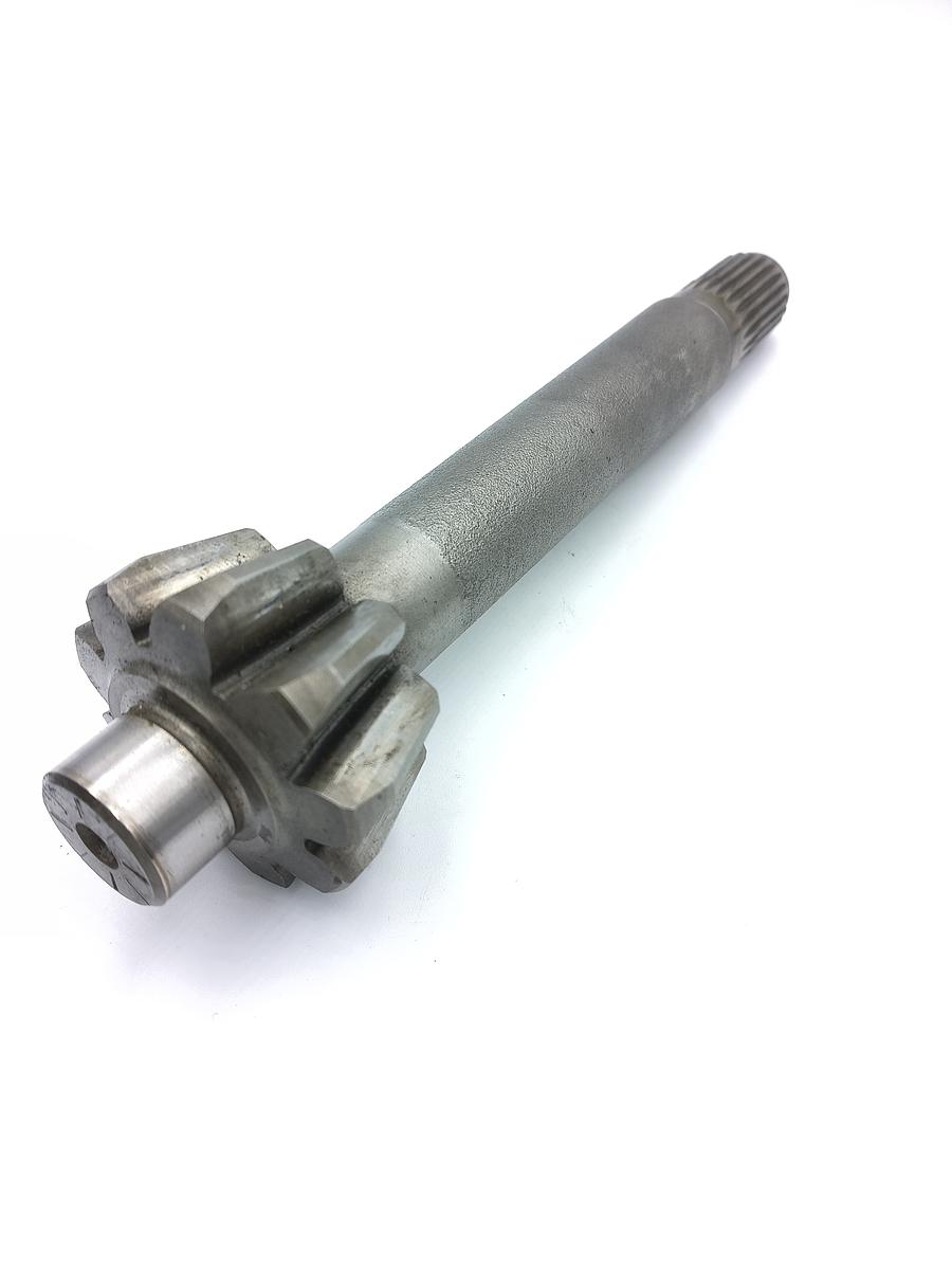 Gear Shaft Pinion 9 Teeth Kubota : 6A320-57210. Used and new spare parts, imported from Japan in excellent condition. Find genuine - original and aftermarket spare parts for all Kubota tractors at affordable prices.