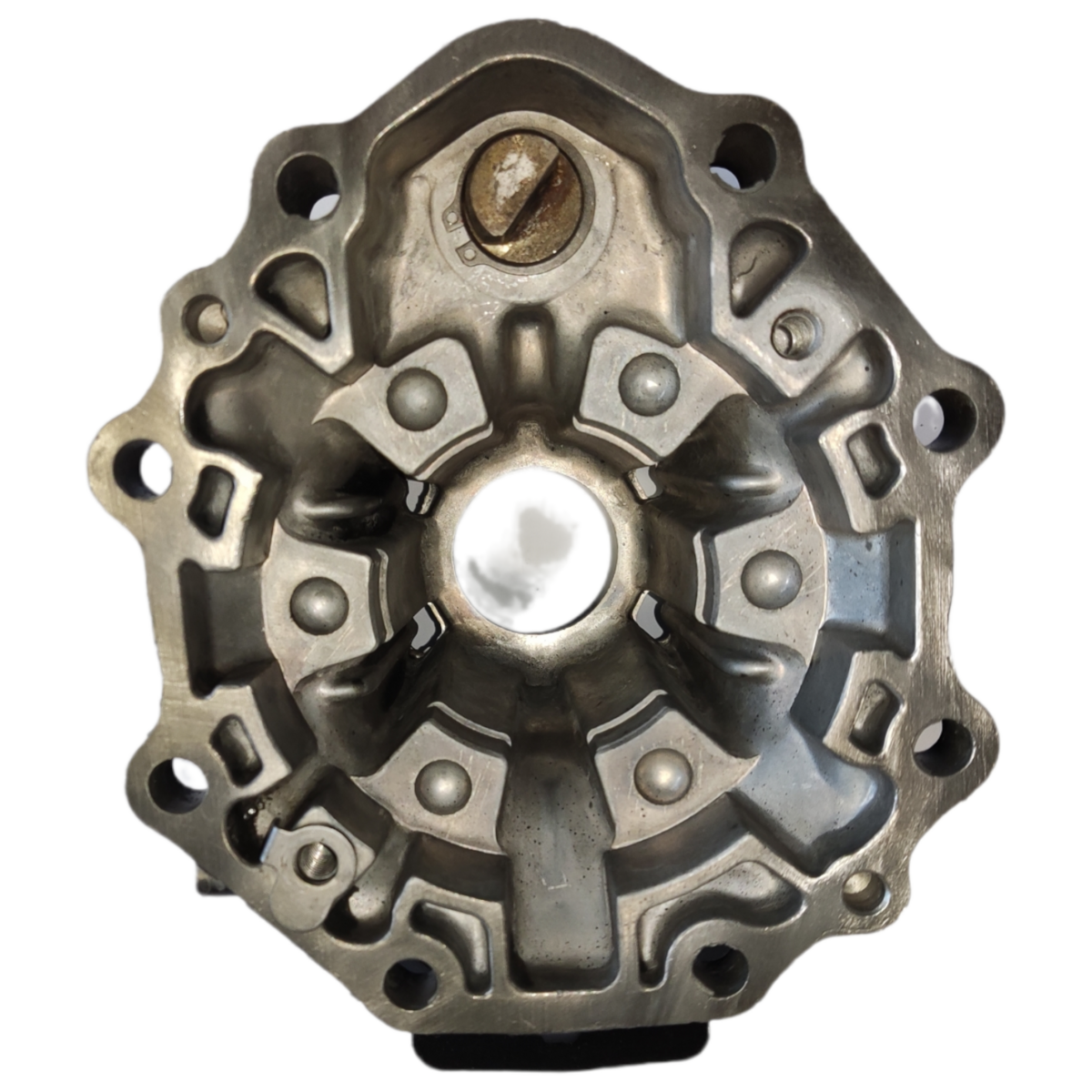 Κιβώτιο τροχού πίσω αριστερά Yanmar: 198421-32610