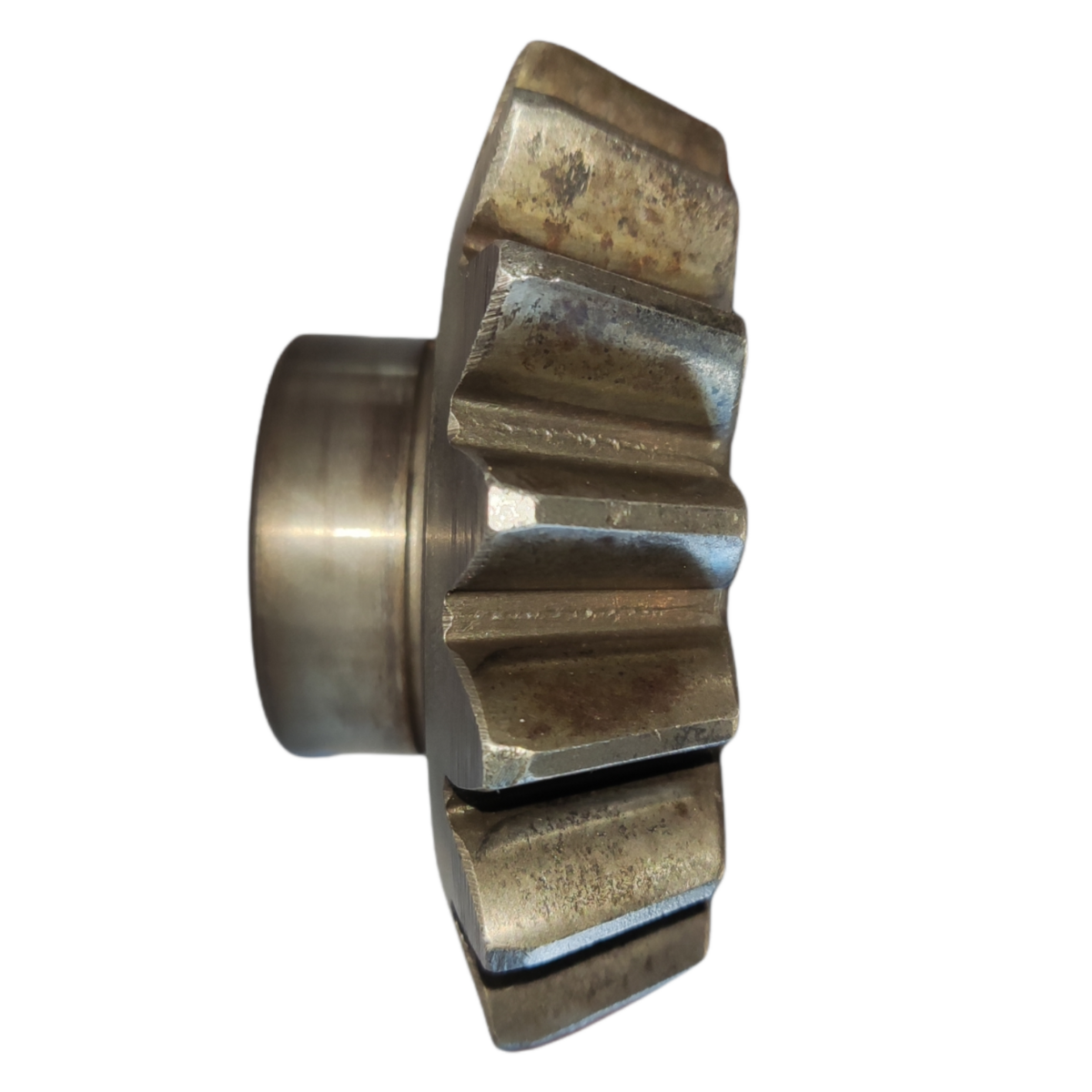 Γρανάζι πηνίο κορώνας τροχόυ 17 δόντια Kubota: 37720-43650. Ανταλλακτικά μεταχειρισμένα και καινούρια, εισαγόμενα από την Ιαπωνία σε άριστη κατάσταση. Βρείτε γνήσια - original και ιμιτασιόν - aftermarket ανταλλακτικά για όλα τα Kubota σε προσιτές τιμές.