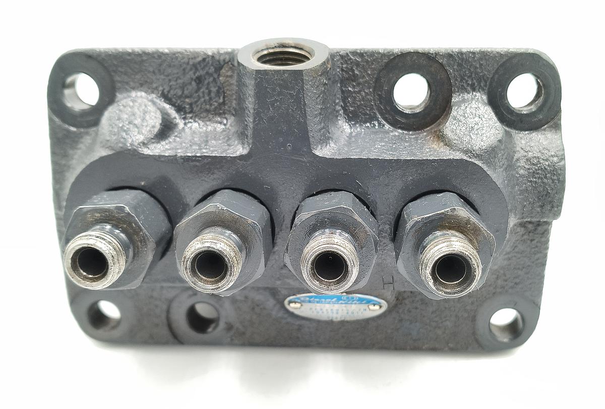 Αντλία Ψεκασμού Πετρελαίου Kubota 17371-51010. Ανταλλακτικά μεταχειρισμένα και καινούρια, εισαγόμενα από την Ιαπωνία σε άριστη κατάσταση. Βρείτε γνήσια - original και ιμιτασιόν - aftermarket ανταλλακτικά για όλα τα Kubota σε προσιτές τιμές.