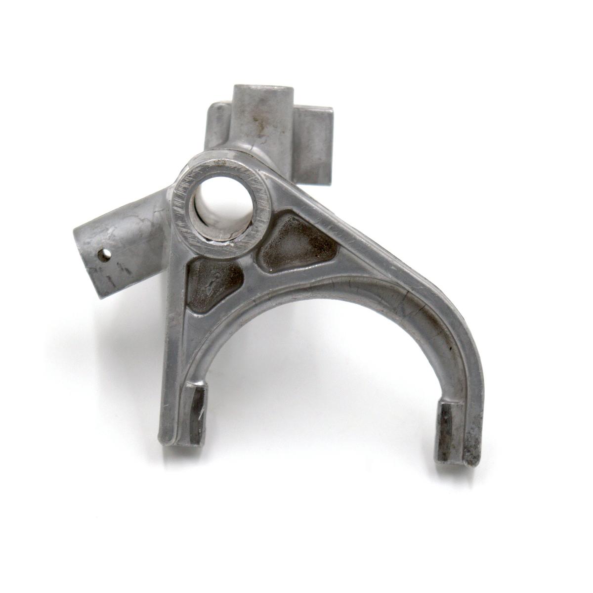 Fork, 2 - 3 shift 67950-18150. Used and new spare parts, imported from Japan in excellent condition. Find genuine - original and aftermarket spare parts for all Kubota tractors at affordable prices.