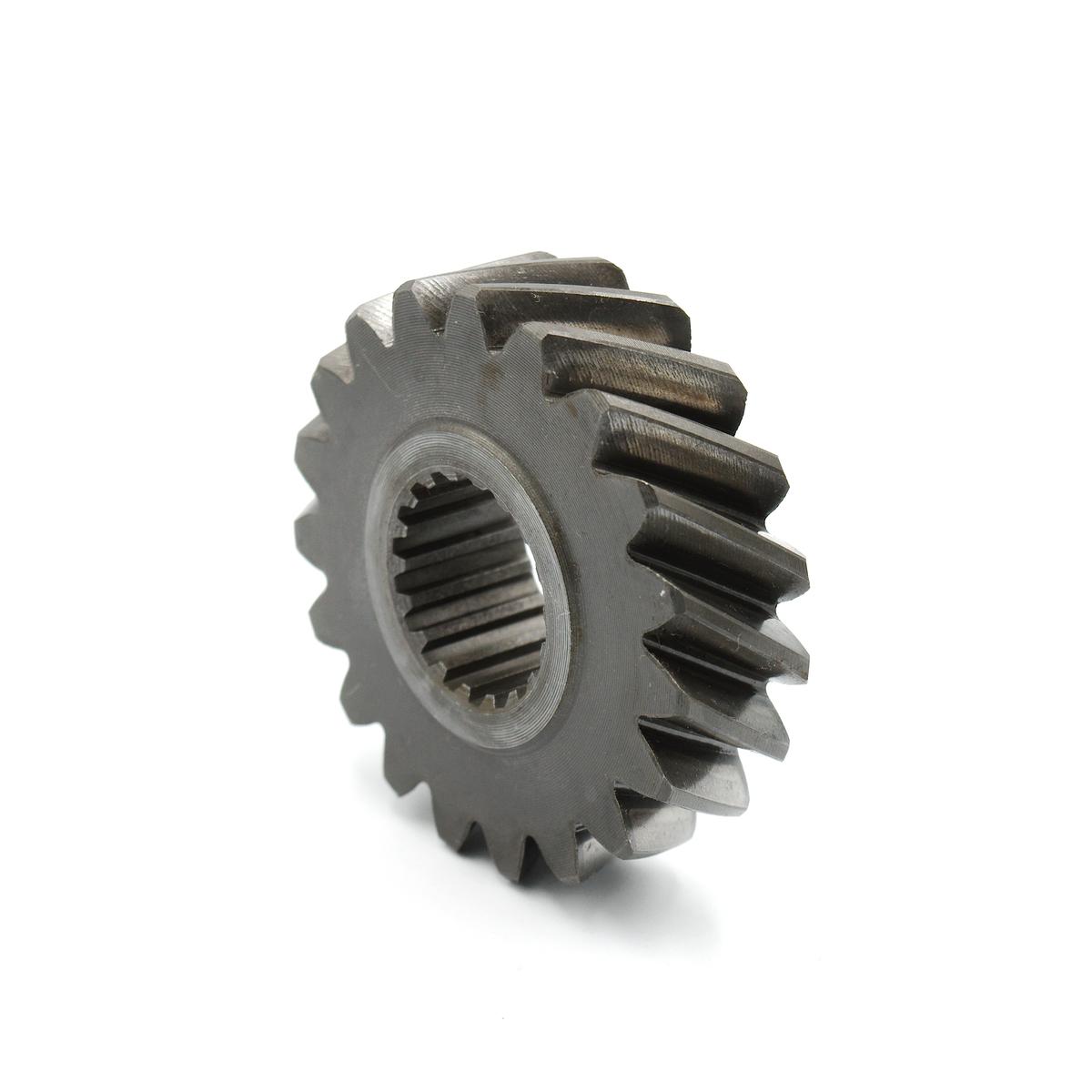 Γρανάζι 19 δόντια Kubota 67111-15840. Ανταλλακτικά μεταχειρισμένα και καινούρια, εισαγόμενα από την Ιαπωνία σε άριστη κατάσταση. Βρείτε γνήσια - original και ιμιτασιόν - aftermarket ανταλλακτικά για όλα τα τρακτέρ Kubota σε προσιτές τιμές.