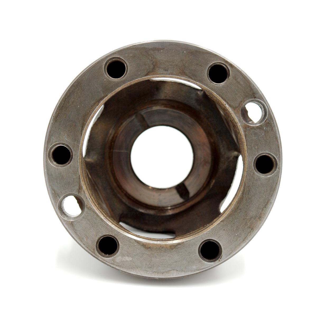 Βάση κορωνας διαφορικού Kubota 37410-16640. Ανταλλακτικά μεταχειρισμένα και καινούρια, εισαγόμενα από την Ιαπωνία σε άριστη κατάσταση. Βρείτε γνήσια - original και ιμιτασιόν - aftermarket ανταλλακτικά για όλα τα Kubota σε προσιτές τιμές.