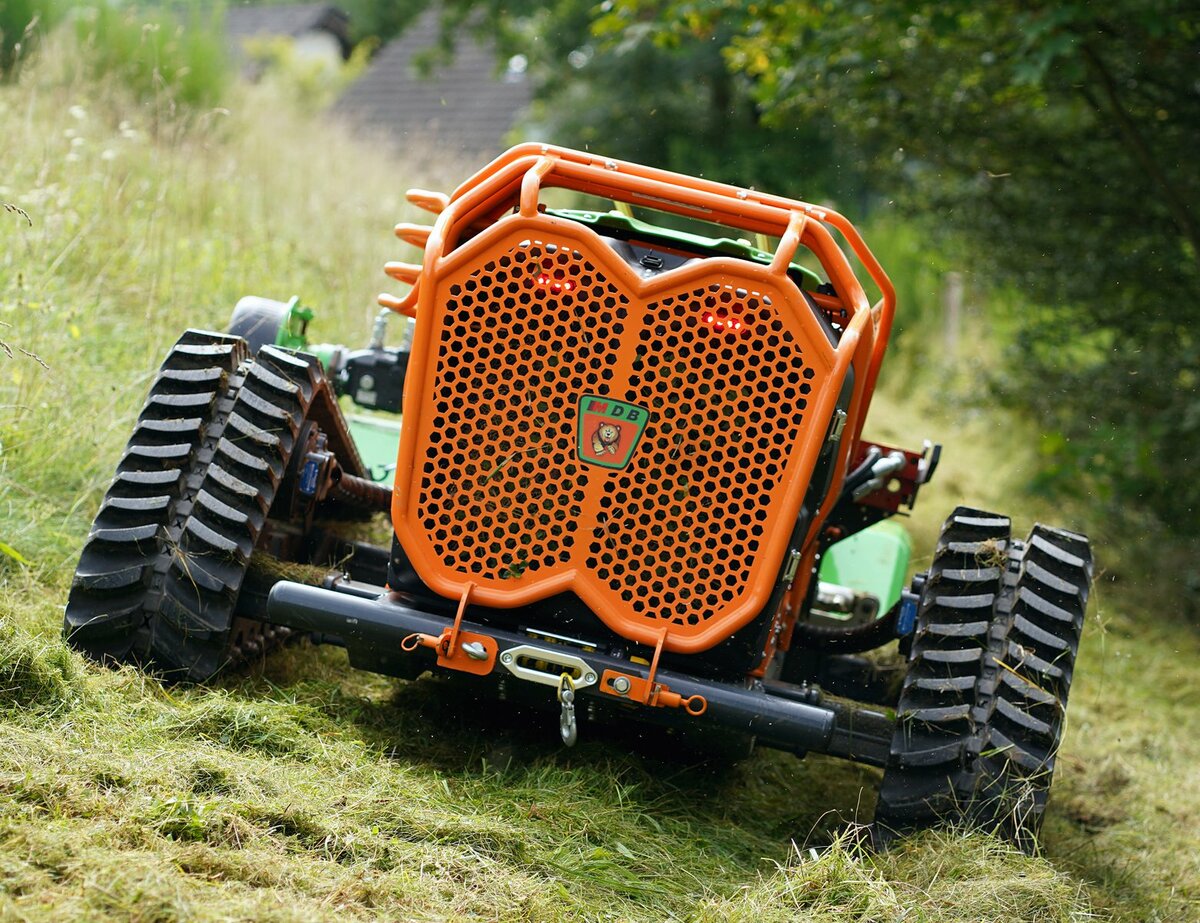Remotecontrolled Tractor Green Climber LV600 Paouris Tractors