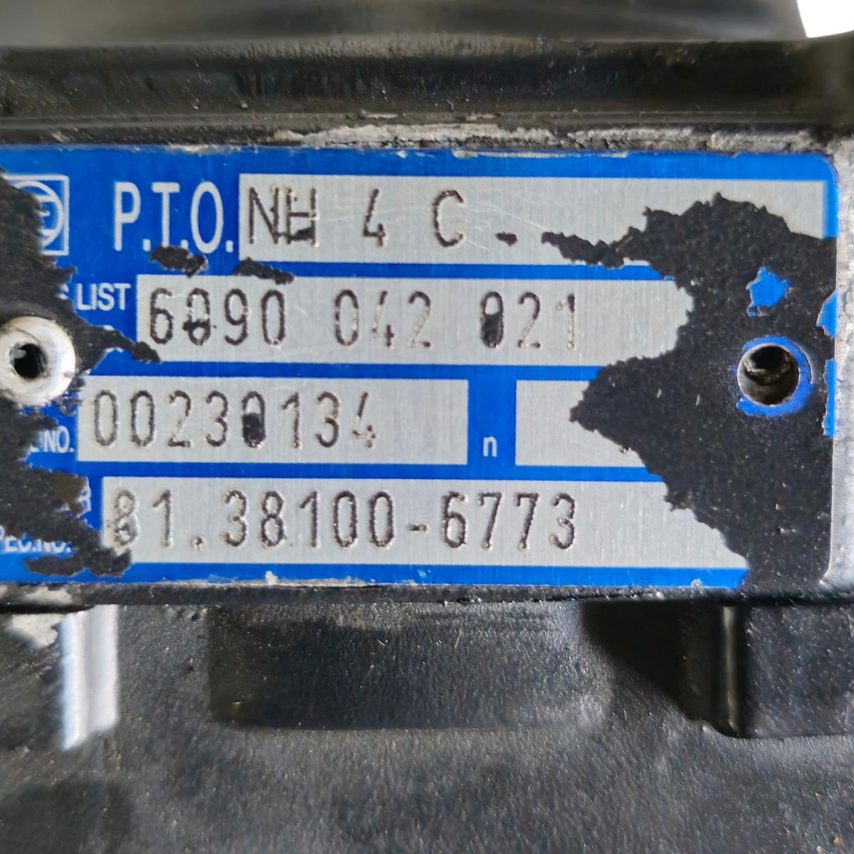 Double Output PTO ZF 6090042021 – MAN 81381006673