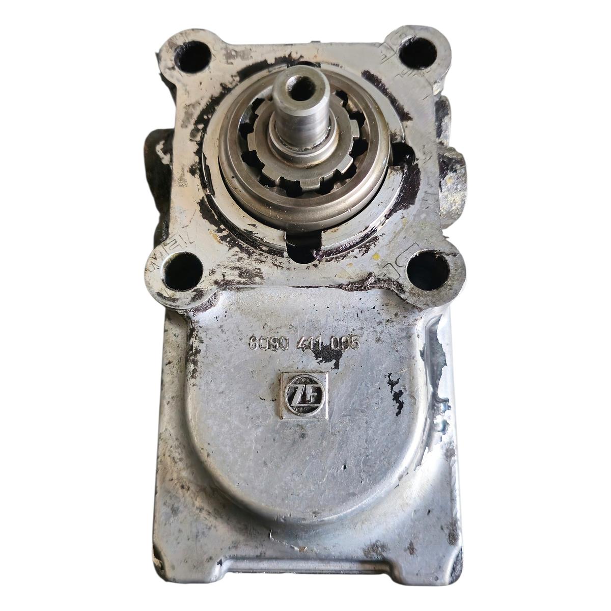 Double Output PTO ZF 6090041005 – MAN 81381006674
